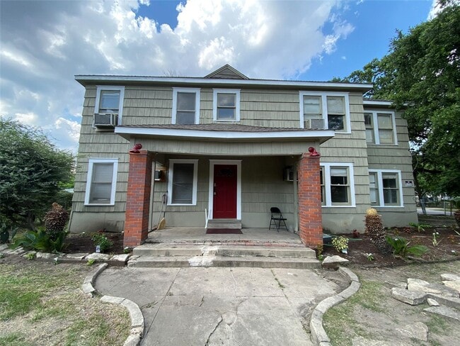 Building Photo - 4219 Lamar St