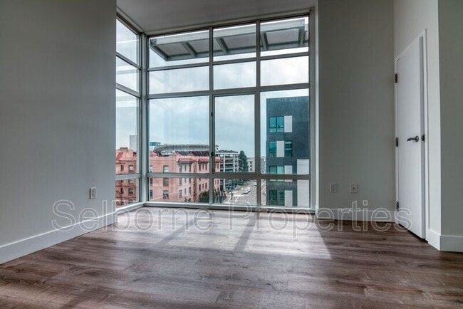 Building Photo - 1401 Jackson St