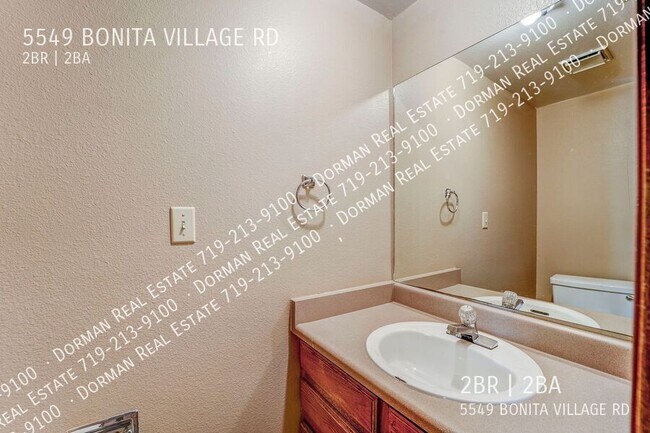 Building Photo - 5549 Bonita Village Rd