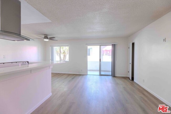 Building Photo - 1426 Orange Grove Ave