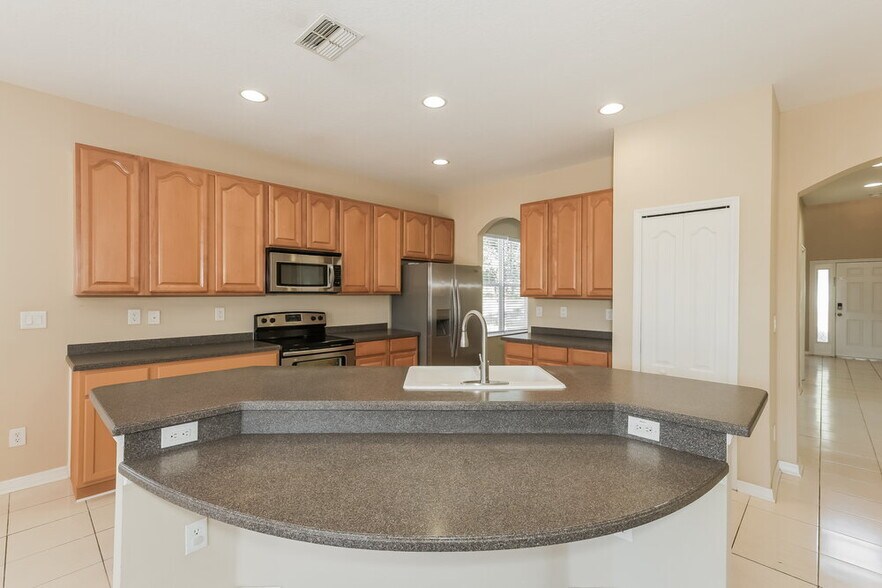 Building Photo - 12409 23rd St E