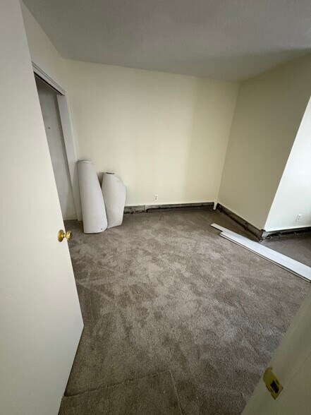 Building Photo - 3 Lewis Mall