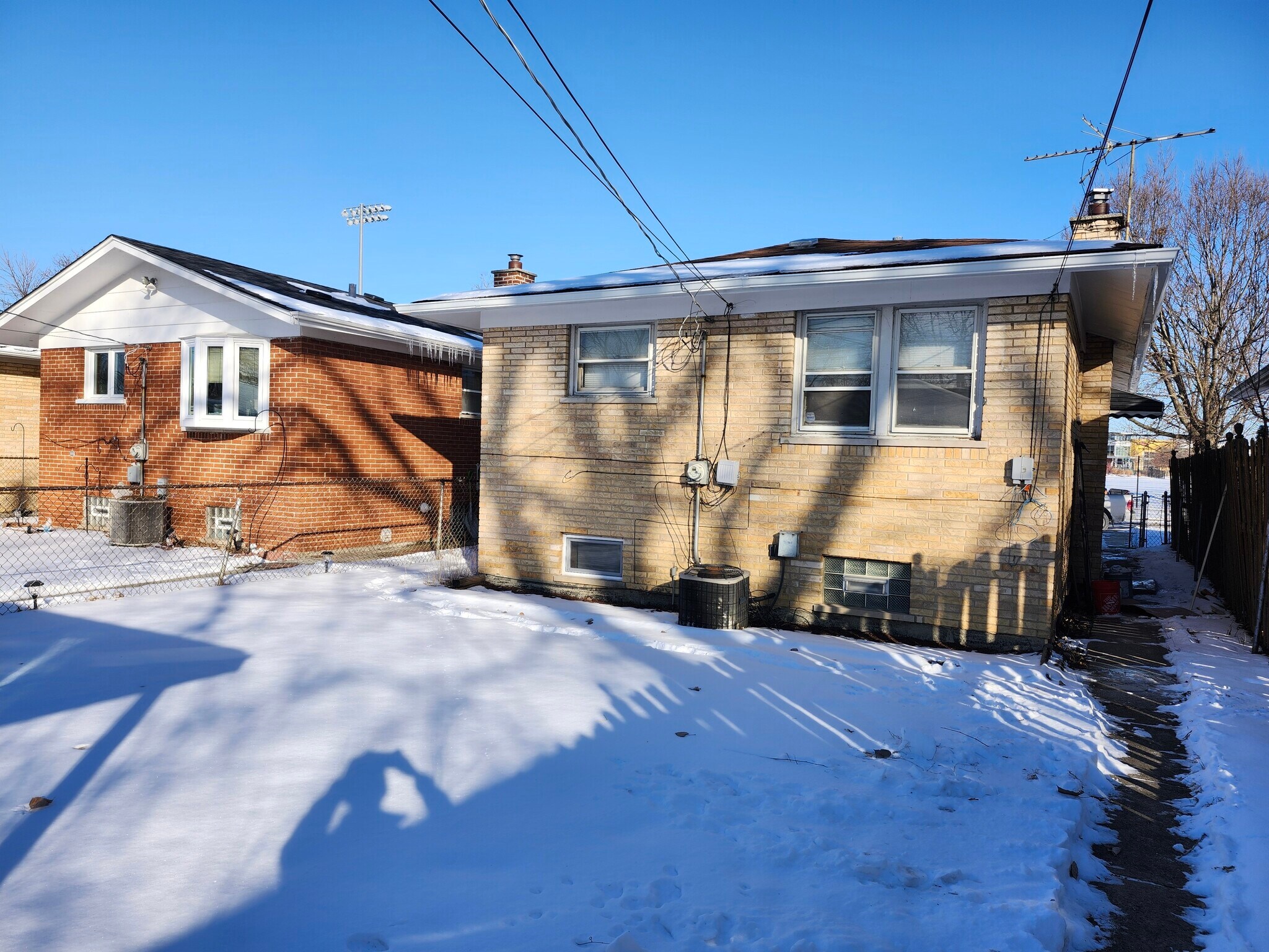 Building Photo - 11832 S Loomis St