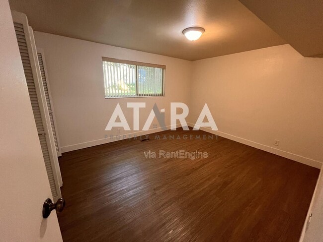 Building Photo - 2141 S 2060 E