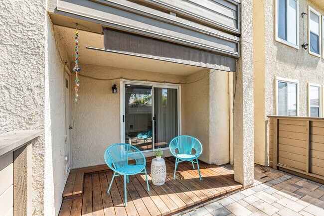 Building Photo - 665 Dartmore Ln