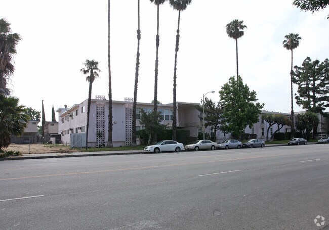 Primary Photo - Woodman Park Apartments
