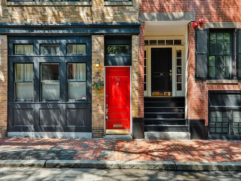 Building Photo - 36 Melrose St