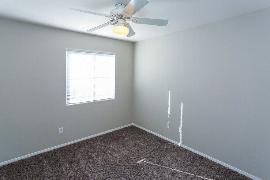 Building Photo - 8636 Pitch Fork Ave