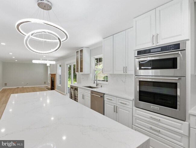 Building Photo - 8 Quails Nest Ct