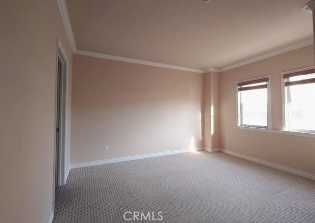 Building Photo - 88 N Roosevelt Ave