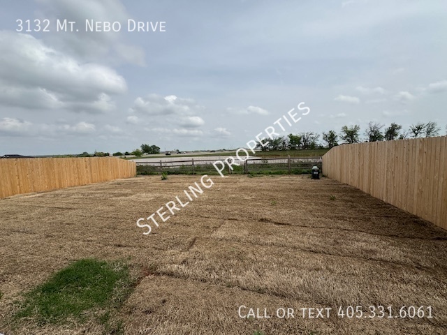 Building Photo - 3132 Mt Nebo Dr