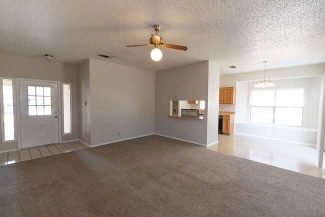 Building Photo - GREAT 2-STORY FLOOR PLAN W/COUNTRY STYLE FRONT PORCH*MASTER BEDROOM DOWN*1.5 CAR GARAGE*SPACIOUS ...