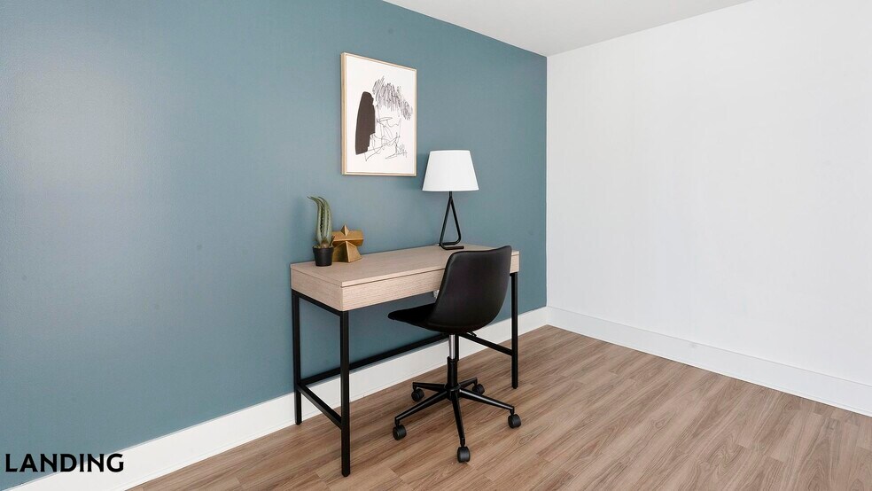 Building Photo - 1221 S Eads St