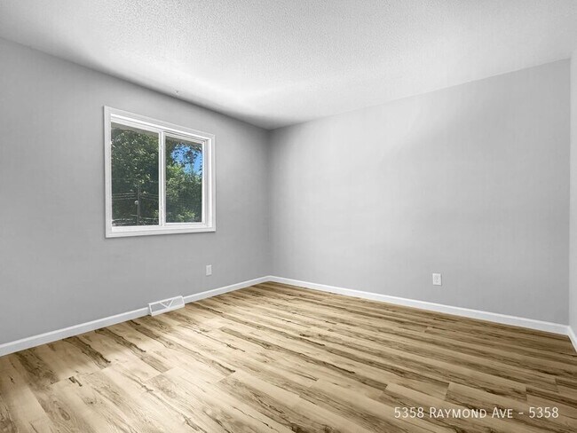 Building Photo - 5358 Raymond Ave