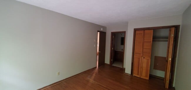 Building Photo - Spacious Mountain Home With Finished Basement & Great Location!