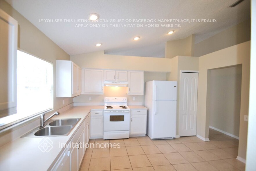 Building Photo - 10503 Walker Vista Dr