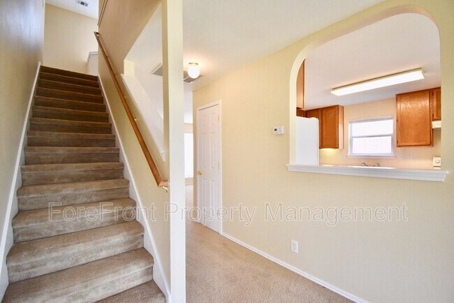 Building Photo - 10527 Cub Haven