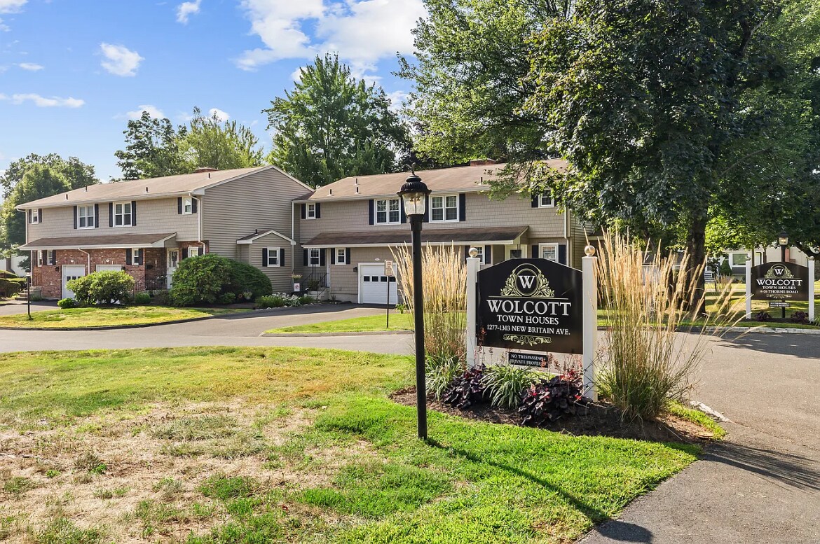 Building Photo - 1293 New Britain Ave