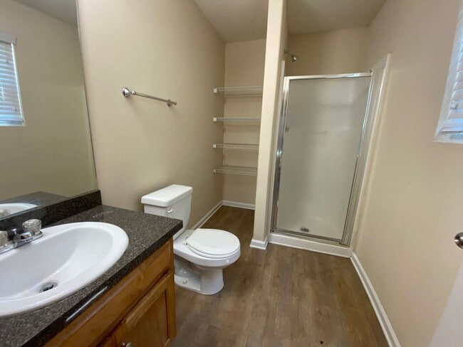 Building Photo - BRIDGEWATER HOME! PRE-LEASING FOR AUGUST 2026!