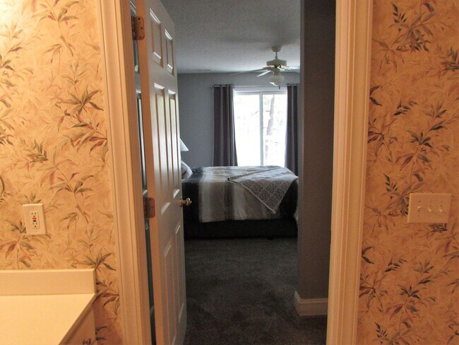 Building Photo - 330 S Middleton Dr NW