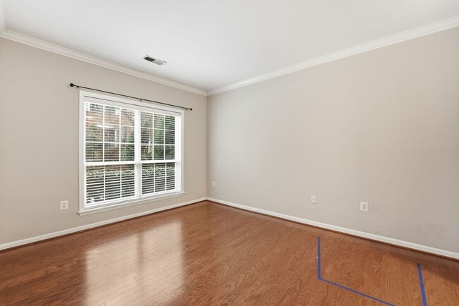 Building Photo - 4850 Eisenhower Ave