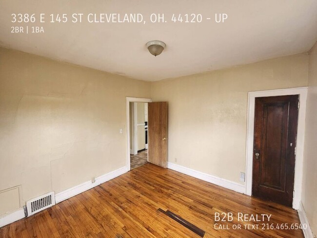 Building Photo - Charming 2-Bedroom Property in Prime Location