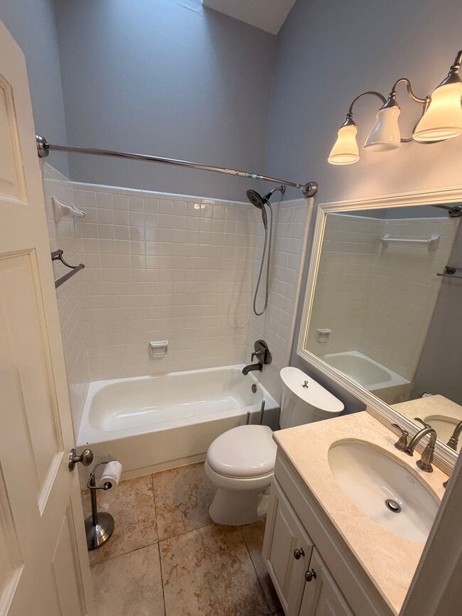 Building Photo - Wonderful Midtown Atlanta 2 Bed 2.5 Bath Townhouse!