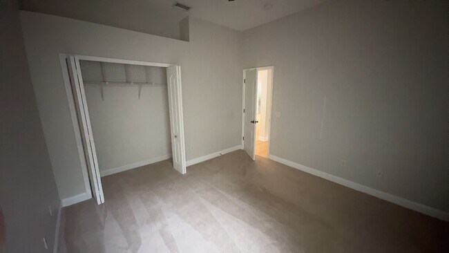 Building Photo - 4 Bedroom Home For Rent in Lutz!