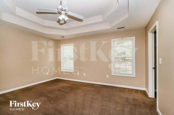 Building Photo - 60 Landing Ln