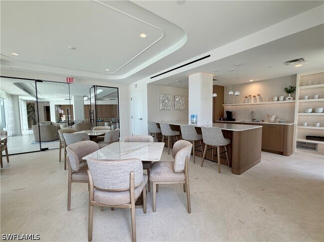 Building Photo - 10701 Gulf Shore Dr