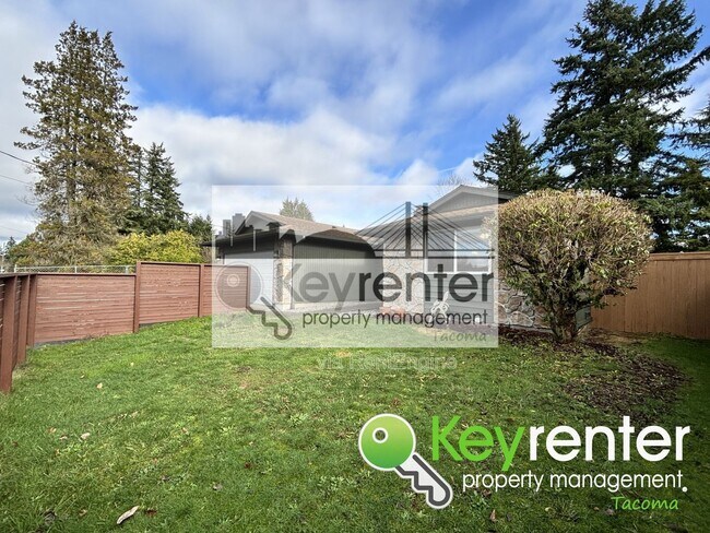 Building Photo - 9315 E B St