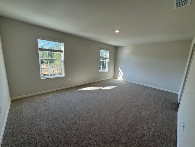 Building Photo - Brand New 5/3 House in Armuchee- $2,295