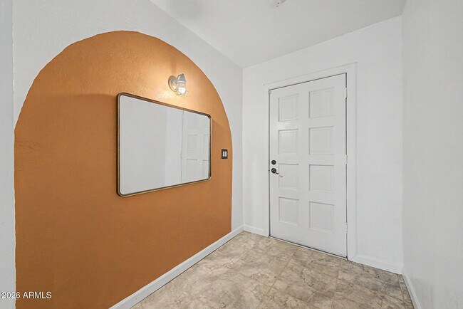 Building Photo - 1711 W Montecito Ave