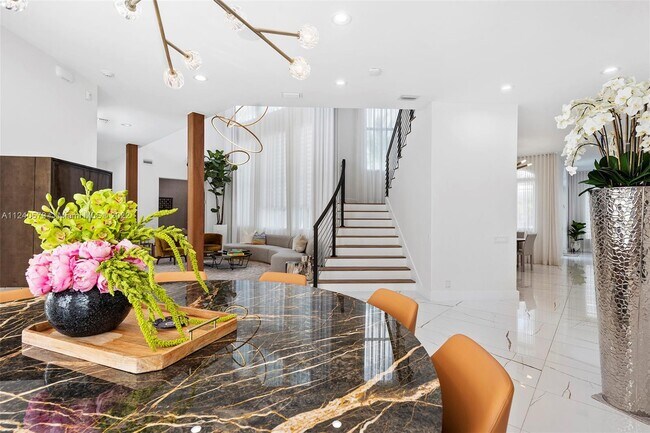 Building Photo - 5801 Melaleuca Rd