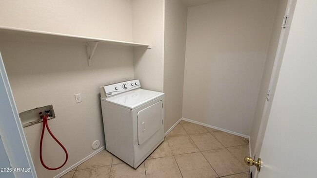 Building Photo - 45599 W Dirk St