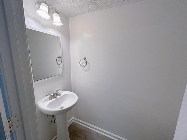 Building Photo - 4222 High Park Ln