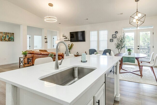 Primary Photo - 23043 E Ontario Dr