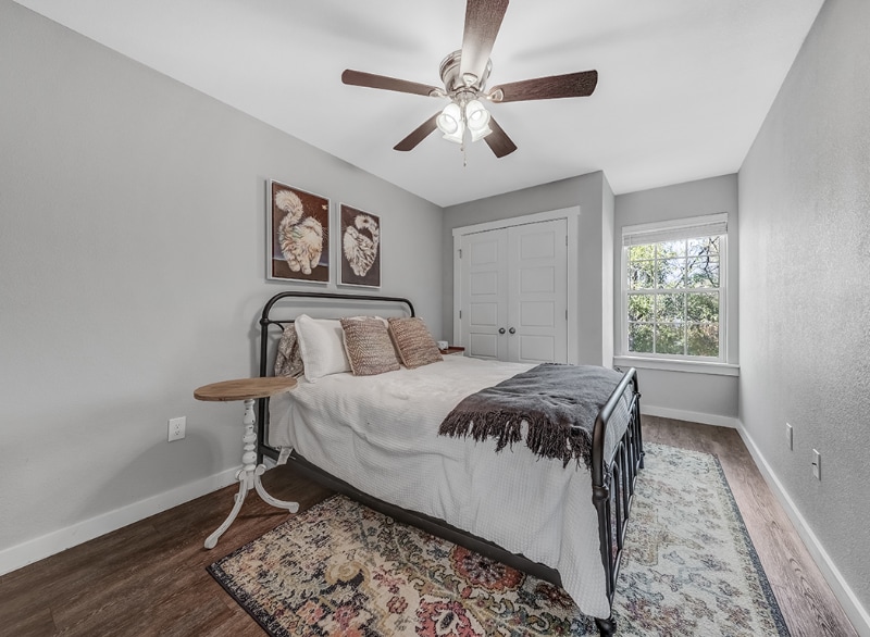 Building Photo - 3320 Robin Ln