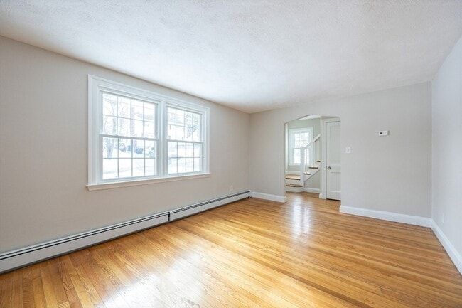 Building Photo - 24 Bossi Ave