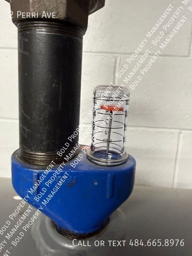 Building Photo - 2 Perri Ave