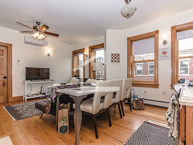 Primary Photo - HOT BEACON HILL LISTING!!!!!!