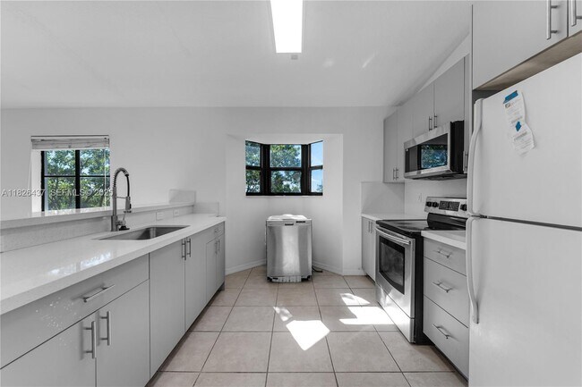 Building Photo - 22921 SW 88th Pl