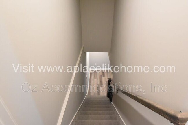 Building Photo - 15264 W 171st Ter