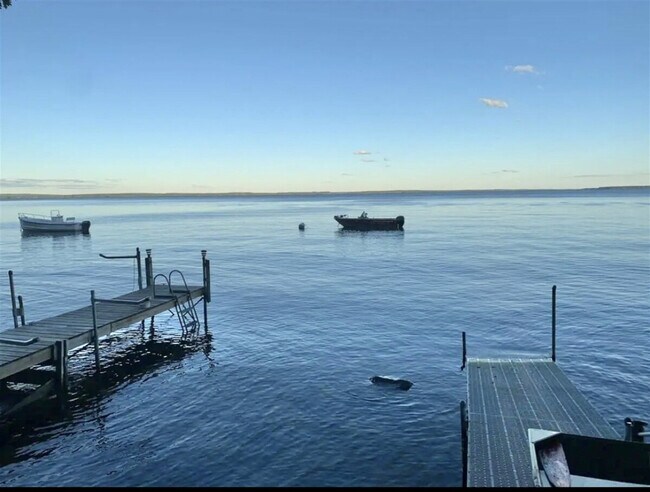 Building Photo - 120 Safe Harbour Rd