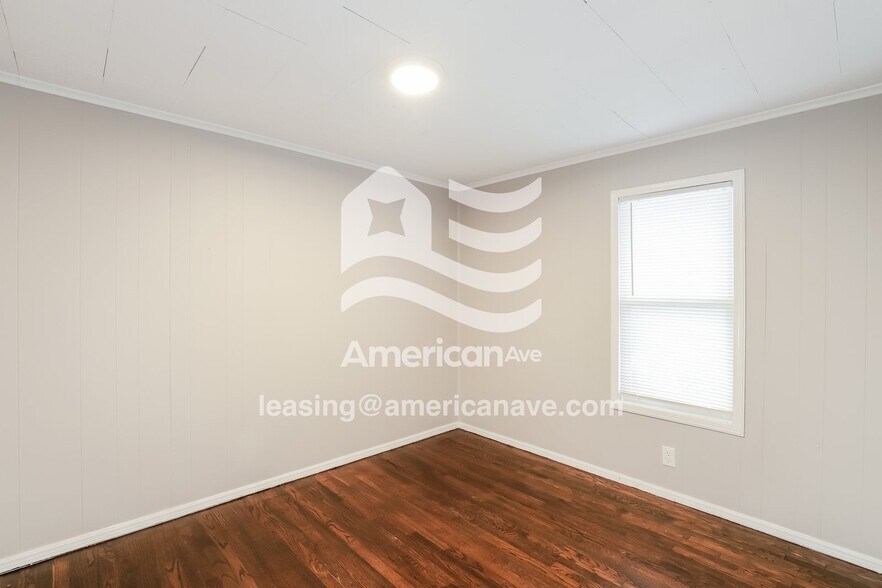 Building Photo - 3525 Ruby Ave