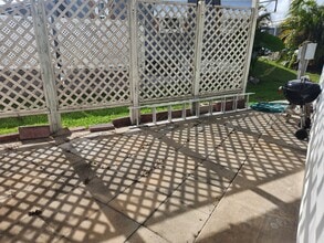 Building Photo - 6609 Oregon St