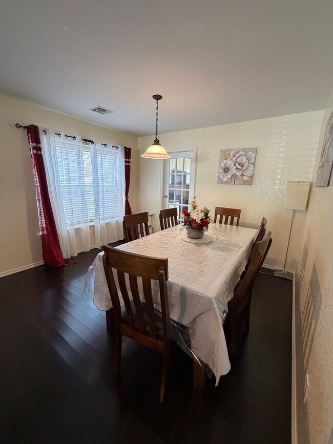 Building Photo - Broken Arrow Union Schools Single Family Home for Rent 5 beds 2.5 bath