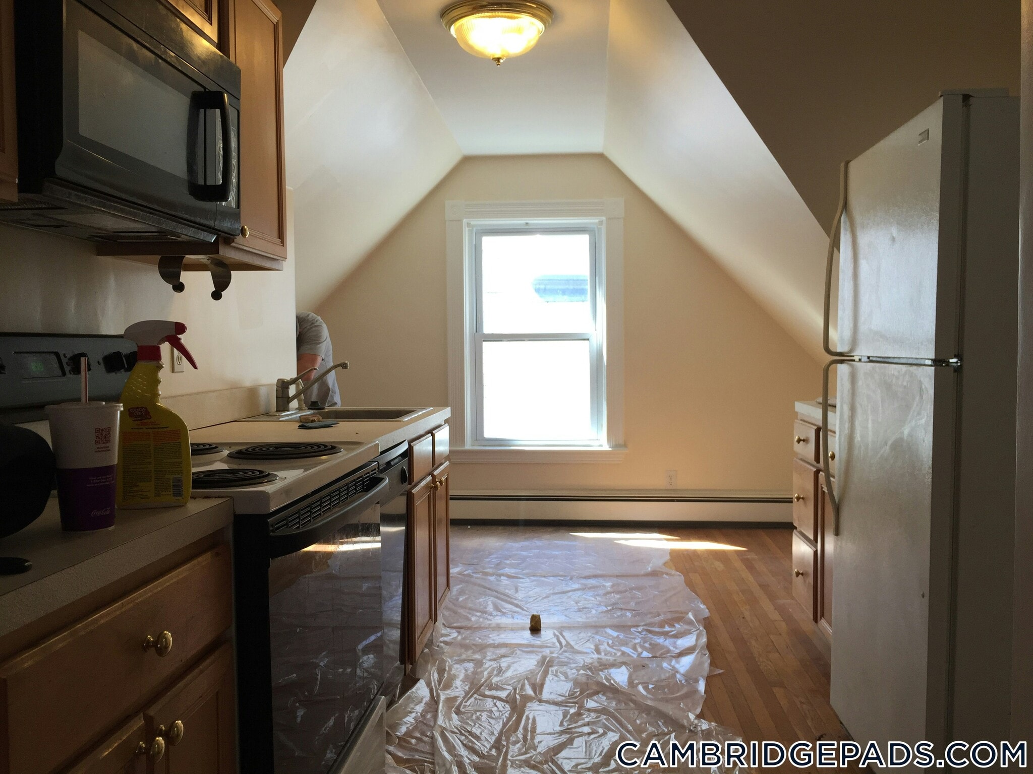 Building Photo - 1539 Cambridge St