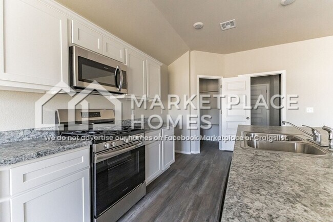 Building Photo - 27411 E 117th St S