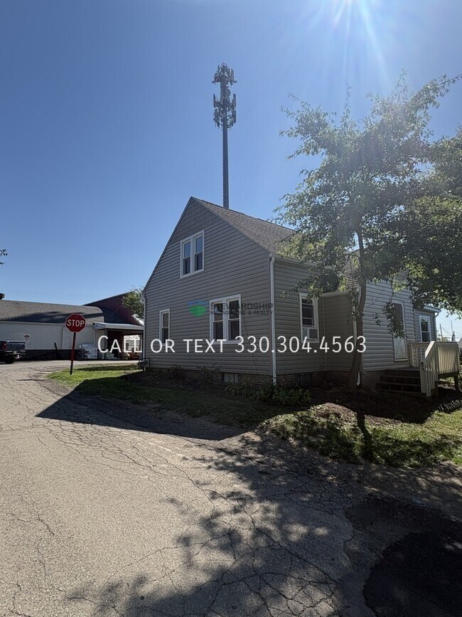 Building Photo - 2769 Carlisle Ct
